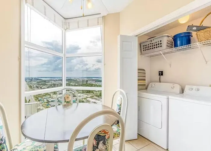 Palacio Unit 1706 Holiday home *